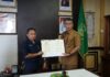 Bupati Natuna Tandatangani MoU bersama PT. Pos Indonesia
