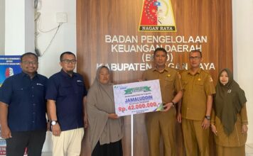 BPJamsostek Meulaboh Serahkan Santunan Kematian Tenaga Kontrak BPKD