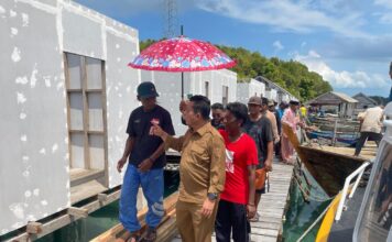 Percepat Pengentasan Kemiskinan Pemprov Kepri Bangun Rumah Suku Laut di Lingga