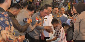 Gubernur Ansar Dampingi Wakapolri Hadiri Bakti Polri Presisi Untuk Negeri di Batam