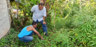 Dirut Perumda Tirta Nusa Bantu Lunasi Tunggakan Pelanggan yang Sakit