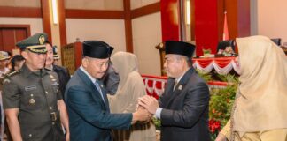 Sekdaprov Adi Prihantara Hadiri Pengangkatan PAW DPRD Kepri Periode 2019-2024