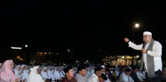 Ustadz Pantun’ Ramaikan Peringatan Isra’ Mi”raj di Tanjungpinang