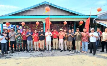 Ketua DPRD Natuna Daeng Amhar Hadiri Perayaan Imlek di Sedanau