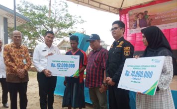 Dua Ahli Waris Nelayan di Lhokseumawe Dapat Santunan Dari BPJS Ketenagakerjaan