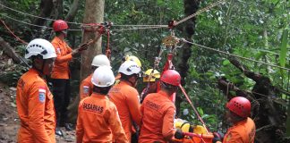 Basarnas Natuna Simulasi Pencarian dan Pertolongan Korban Diketinggian