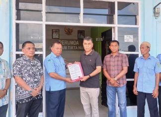 Dukung Pelayanan Air Bersih yang Prima, Pemda Natuna Hibah 1 Unit Mobil Tanki ke Perumda Tirta Nusa