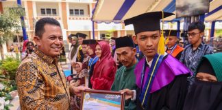 Gubernur Ansar Hadiri Sidang Terbuka Senat Universitas Maritim Raja Ali Haji Ke-22