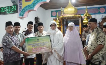 Didampingi Bupati, TSR Pemprov Sumbar Sambangi Masjid Raya Ampalu