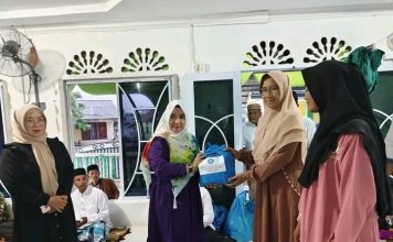 Safari Ramadhan, Bupati Lingga dan Rombongan Berbagi Berkah di Desa Pulau Bukit