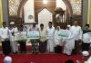 Safari Ramadhan di Masjid Nurul Huda Bintan, Gubernur Ansar Serahkan Bantuan Rp102 Juta