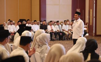 Gubernur Ansar Bersilaturahmi Bersama Pegawai dan Petugas Kebersihan dan Taman Biro Umum Kepri