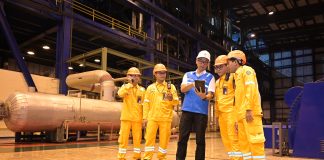 Dirut PLN Kunjungi PLTU Paiton, Pastikan Pasokan Listrik Aman Jelang Idul Fitri