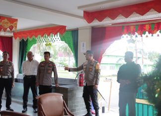 Pastikan Pelayanan Maksimal, Kapolres Lingga Cek Pos Pelayanan Ops Lilin Seligi 2024