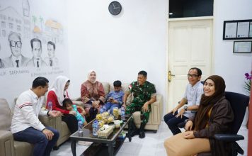 Danlanud RHF dan Wakil Bupati Bintan Silaturahmi ke Kediaman Ketua PWI Kepri
