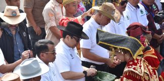 Gubernur Mahyeldi Buka Resmi Pacuan Kuda Payakumbuh Lebaran Cup 2024