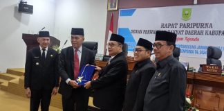 DPRD Natuna Gelar Paripurna Penyampaian Pidato LKPJ Bupati 2023 dan Usulan Ranperda 2024