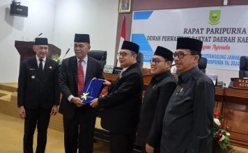 DPRD Natuna Gelar Paripurna Penyampaian Pidato LKPJ Bupati 2023 dan Usulan Ranperda 2024