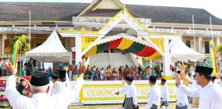 Gubernur Ansar Saksikan Pawai Ta’aruf MTQH Ke-XIII Kabupaten Bintan