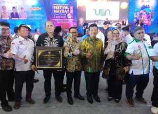 Bupati Simalungun Raih Penghargaan Paritrana Award Tahun 2024 dari Pemprov Sumut