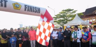 Lepas Peserta Funwalk Hari Marwah Kepri, Ansar Ajak Jadikan Pengingat Perjuangan