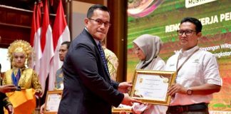 PT Pupuk Iskandar Muda Raih Penghargaan Terbaik TJSL di Aceh Tahun 2024