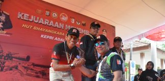 Asah Kemampuan dan Pererat Silaturahmi, Kapolda Kepri Gelar Lomba Menembak