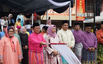 Gubernur Ansar Lepas Puluhan Ribu Peserta Pawai Ta’aruf MTQH Ke X Provinsi Kepri