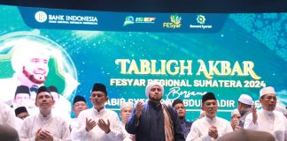 Tabligh Akbar Awali Rangkaian Pembukaan FESyar Sumatera 2024 di Kota Batam