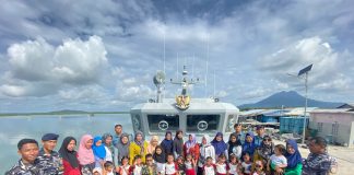 Mengenal Lebih Dekat TNI AL PAUD Mutiara Kunjungi KAL Sengiap