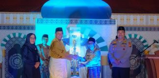 Bupati Alfedri Tutup MTQ ke-19 Kecamatan Sabak Auh 2024