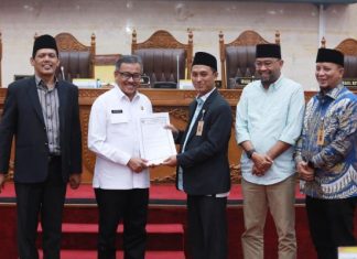 Rapat Paripurna DPRD Batam: Ranperda Penyelenggaraan Pemakaman Kota Batam Disambut Positif