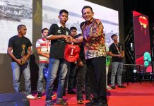 Gubernur Ansar Tutup Lomba Perahu Naga 2024