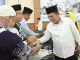 Gubernur Ansar Sambut Jamaah Haji Kloter Pertama Debarkasi Batam