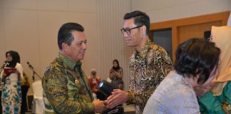 Gubernur Ansar Hadiri Pengukuhan Kepala OJK Kepri