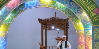 Bupati Siak Alfedri Sholat I’d Iduladha 1445 Hijriyah dan Serahkan 1 Ekor Sapi Kurban Untuk Masyarakat Kecamatan Sungai Apit