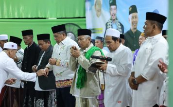 Bupati Siak Hadiri Gema Sholawat dan Haflah Milad Ke-6 Ponpes Nurul Furqon