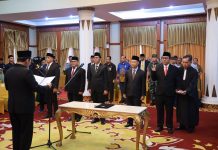 Gubernur Ansar Lantik 5 Anggota Komisi Informasi Provinsi Kepri Periode 2024-2028