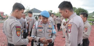 Antisipasi Judi Online, Puluhan Ponsel Personel Polres Lingga Di Cek Propam