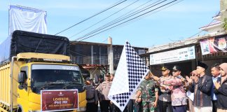 Pj Wali Kota Suprayitno Lepas Keberangkatan Logistik PSU DPD RI Sumbar