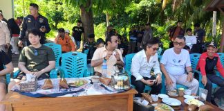 Bupati Natuna Perkenalkan Hasil UMKM Kepada Wisatawan