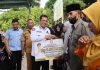 Gubernur Ansar Serahkan Bantuan Senilai Rp3,13 Miliar Kepada Masyarakat Rejai