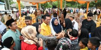 Masyarakat Kampung Lembang Jaya Batu Besar Antusias Sambut Kehadiran Gubernur Ansar