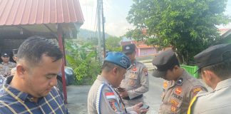 Cegah Personil Terlibat Judi Online, Sie Propam Polsek Jemaja Lakukan Pengecekan Handphone Secara Acak