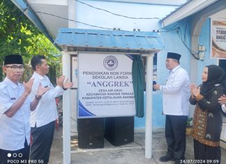 Bupati Anambas Resmikan Sekolah Lansia Anggrek di Kecamatan Siantan Tengah