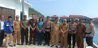 Pemkab Kepulauan Anambas Serahkan 19 Mesin Kapal untuk Tingkatkan Ekonomi Nelayan