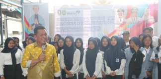 Gubernur Ansar Dorong Remaja Menjadi Agen Perubahan Digital Pada Peringatan Hari Remaja Internasional 2024