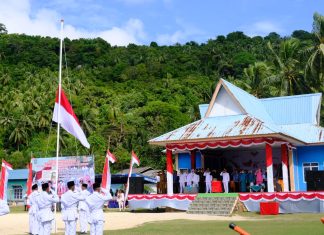 Peringati Semangat Juang Pahlawan, Pemerintah Kecamatan Siantan Timur Gelar Upacara HUT RI Ke-79