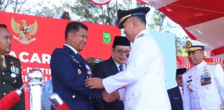 Bupati Natuna Apresiasi TNI AU Sebagai Pengawal Kehormatan Paskibraka HUT Ke-79 Kemerdekaan RI