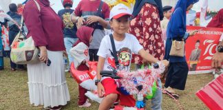 Pawai Pembangunan Meriahkan HUT ke-79 RI di Kota Dabo Singkep